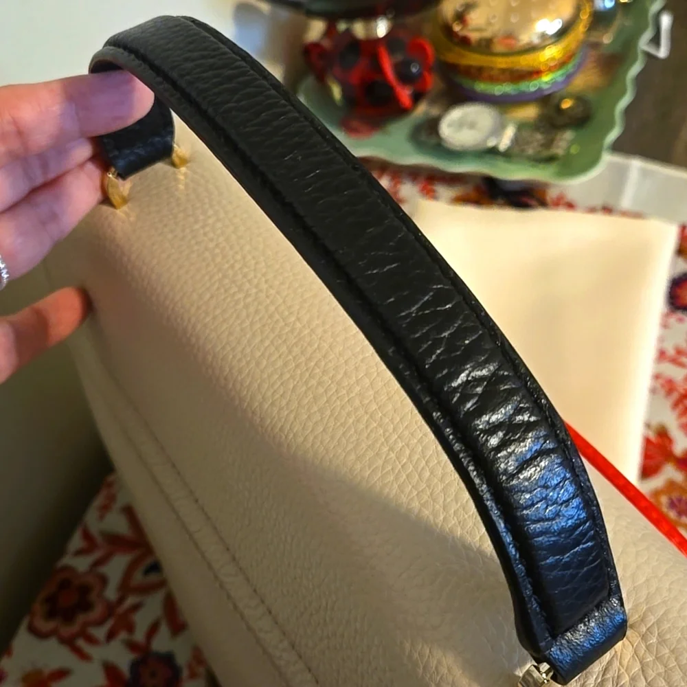 Kate Spade Be Mine Alexya Heart Satchel - Picture 4 of 8